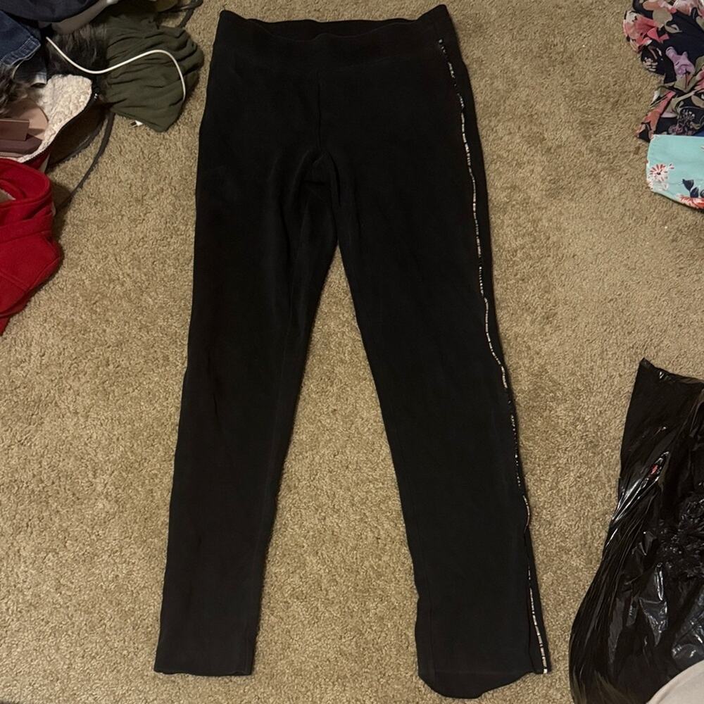 Sleek Black Women's Leggings with Side Detail